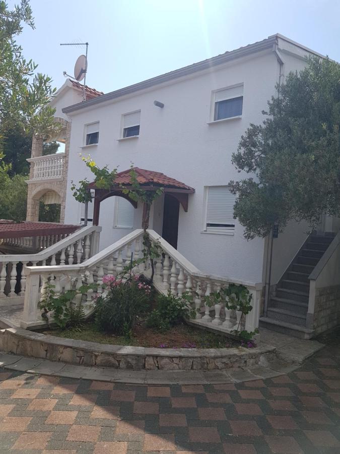 Apartman Lugovic Šibenik Exteriér fotografie